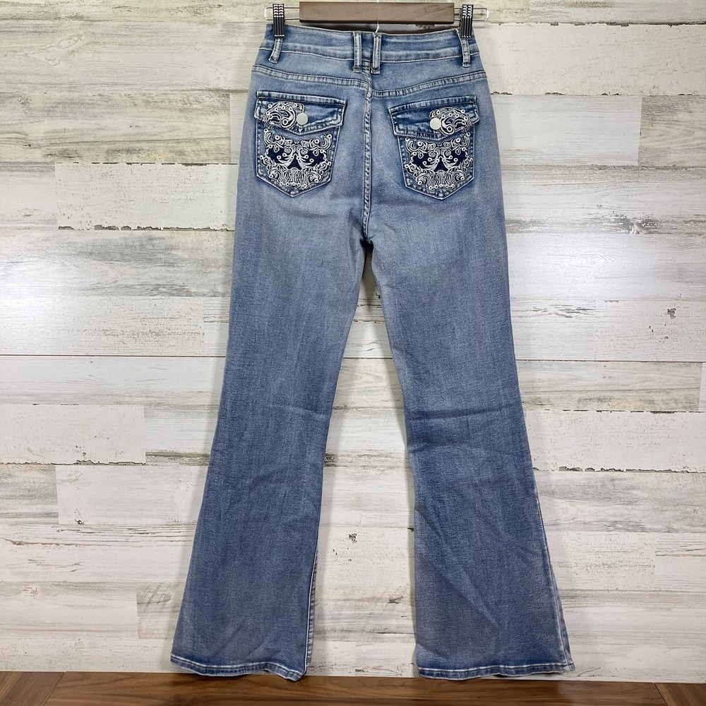 ROMWE Womens Blue Light Wash Embroidered Flap Pocket Flare Jeans Size M/6